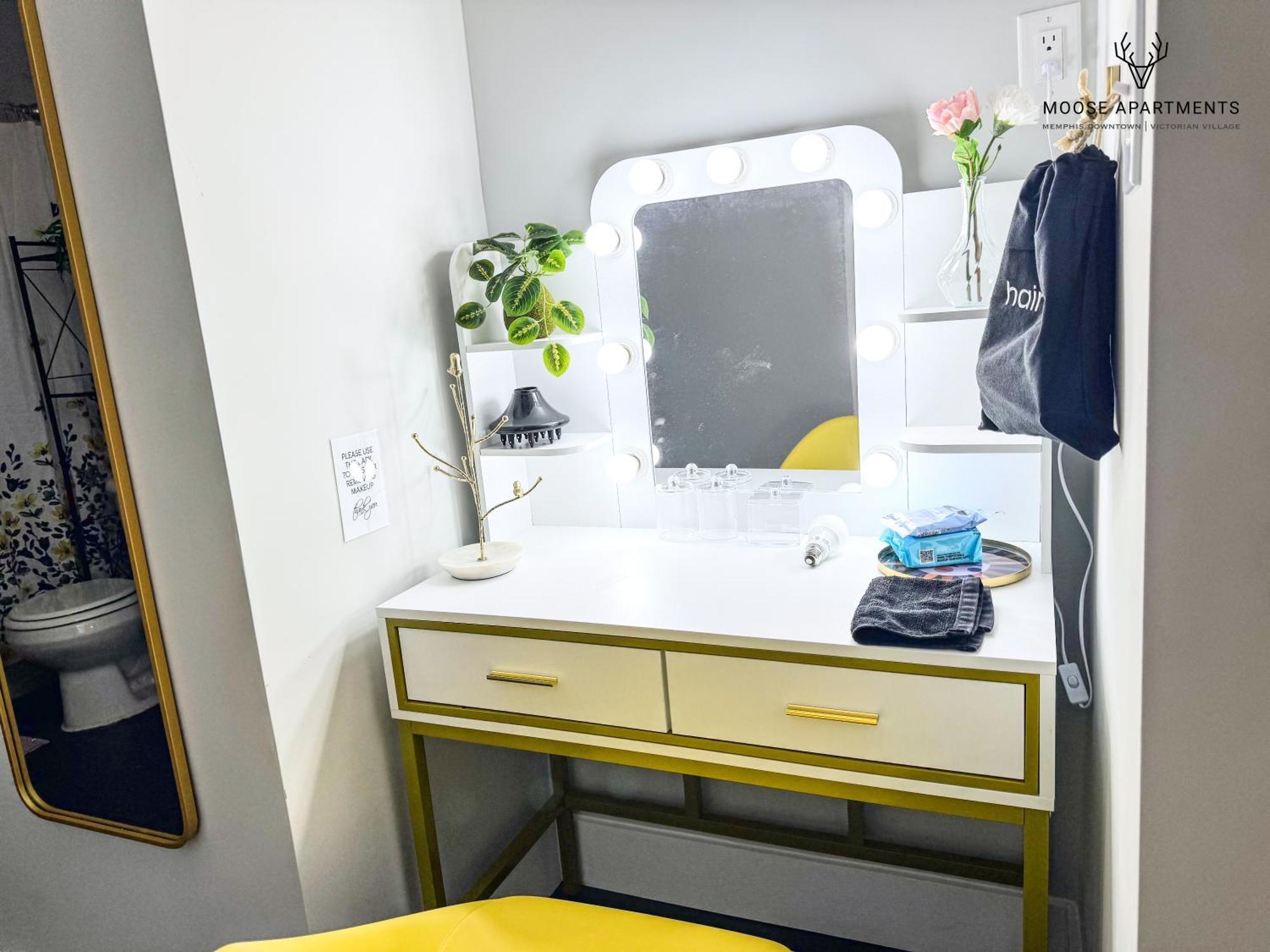 Apartamento The Moose #12 - Brand New Modern Luxe Loft With Free Parking, King Bed & Fast Wifi Memphis Exterior foto